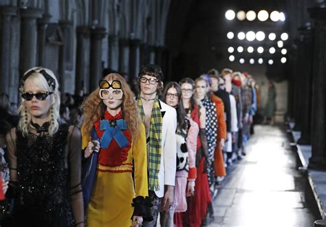 gucci sfilata a palazzo pitti|Gucci sceglie Firenze per la collezione Cruise 2026.